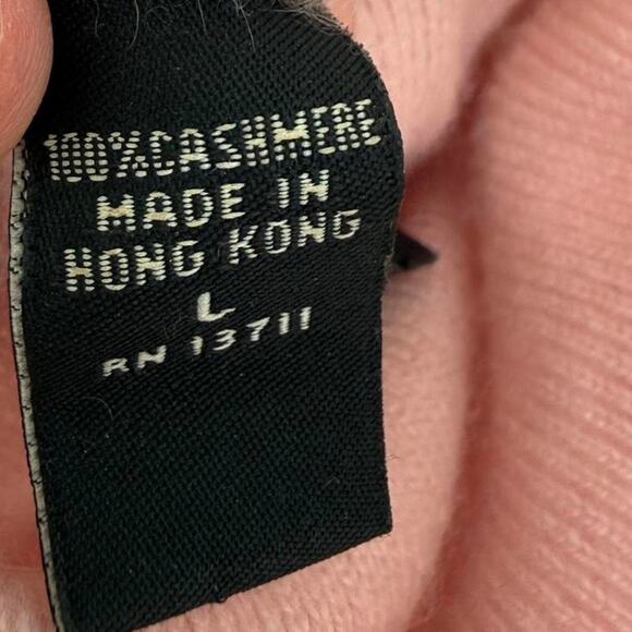 LIGHT PINK TWO PLY CASHMERE TURTLENECK SWEATER - Picture 5 of 8